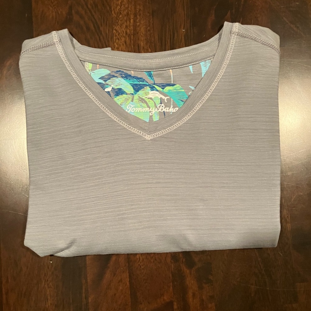 Tommy Bahama Gray V-Neck Tee with Tropical Print